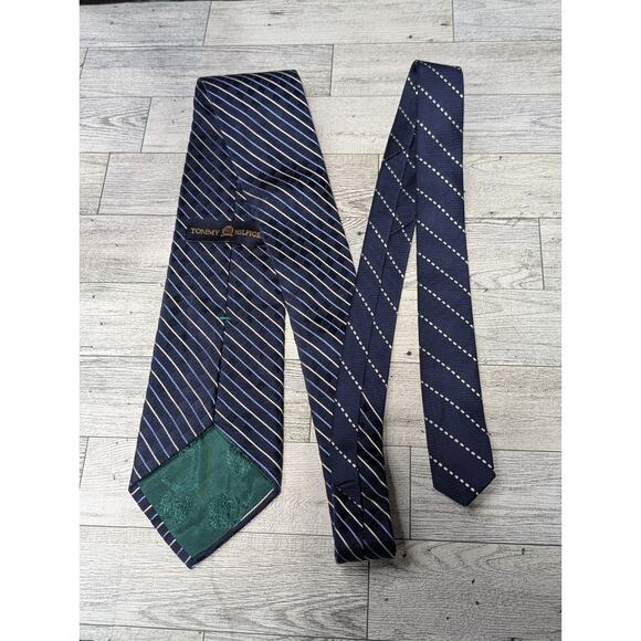 Tommy Hilfiger Mens Tie Navy Blue And Light Blue Stripes 3.75 X 60 - Picture 2 of 4